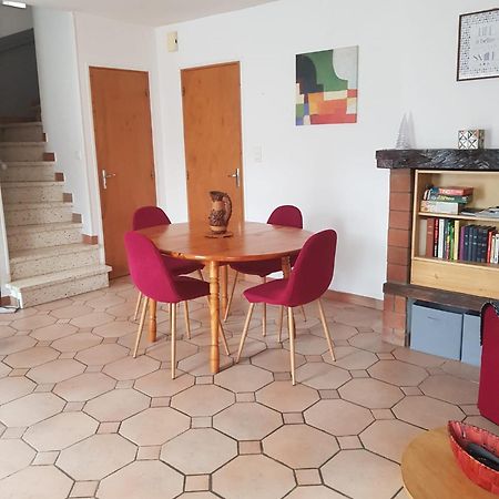 Maison Dans Un Village Calme Carla-de-Roquefort Bagian luar foto